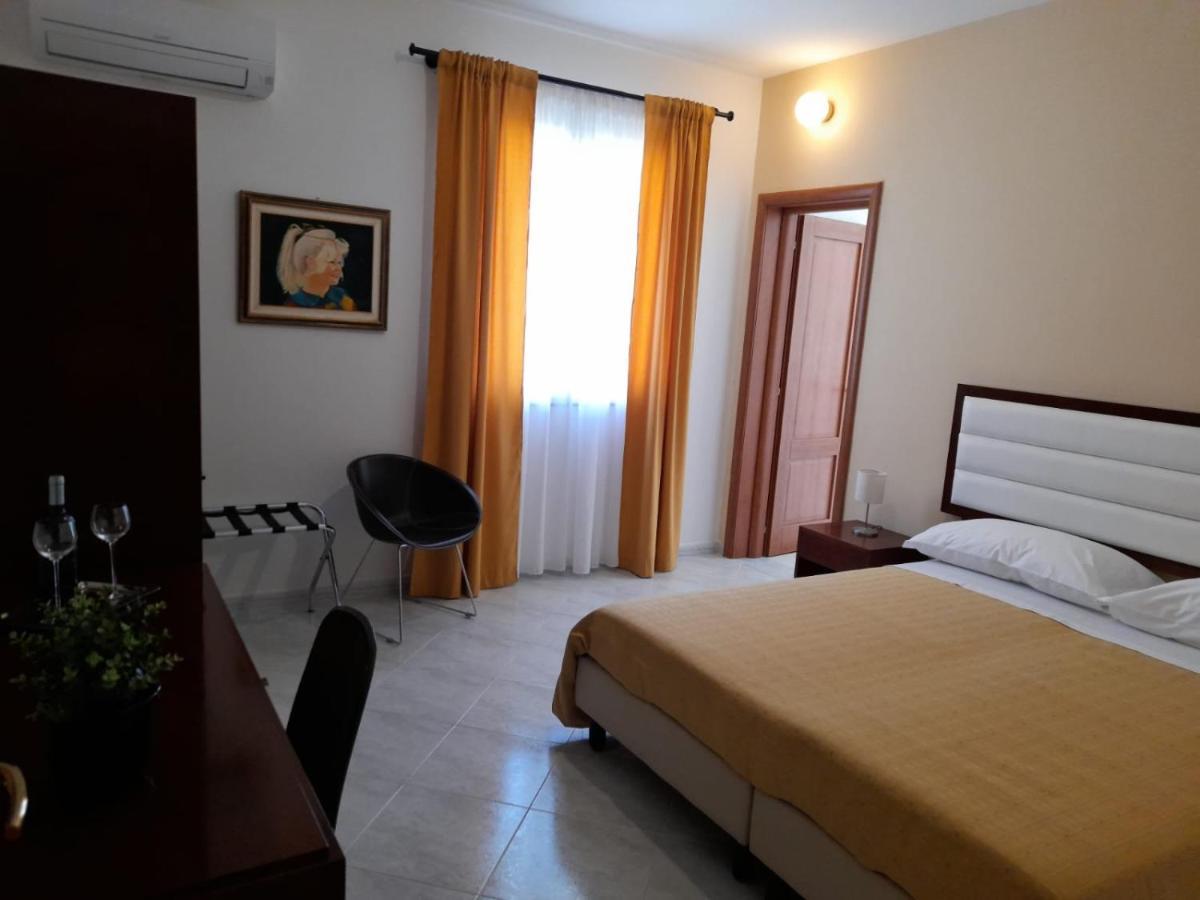 Siracusa Breakfast & Rooms 시라쿠사 외부 사진