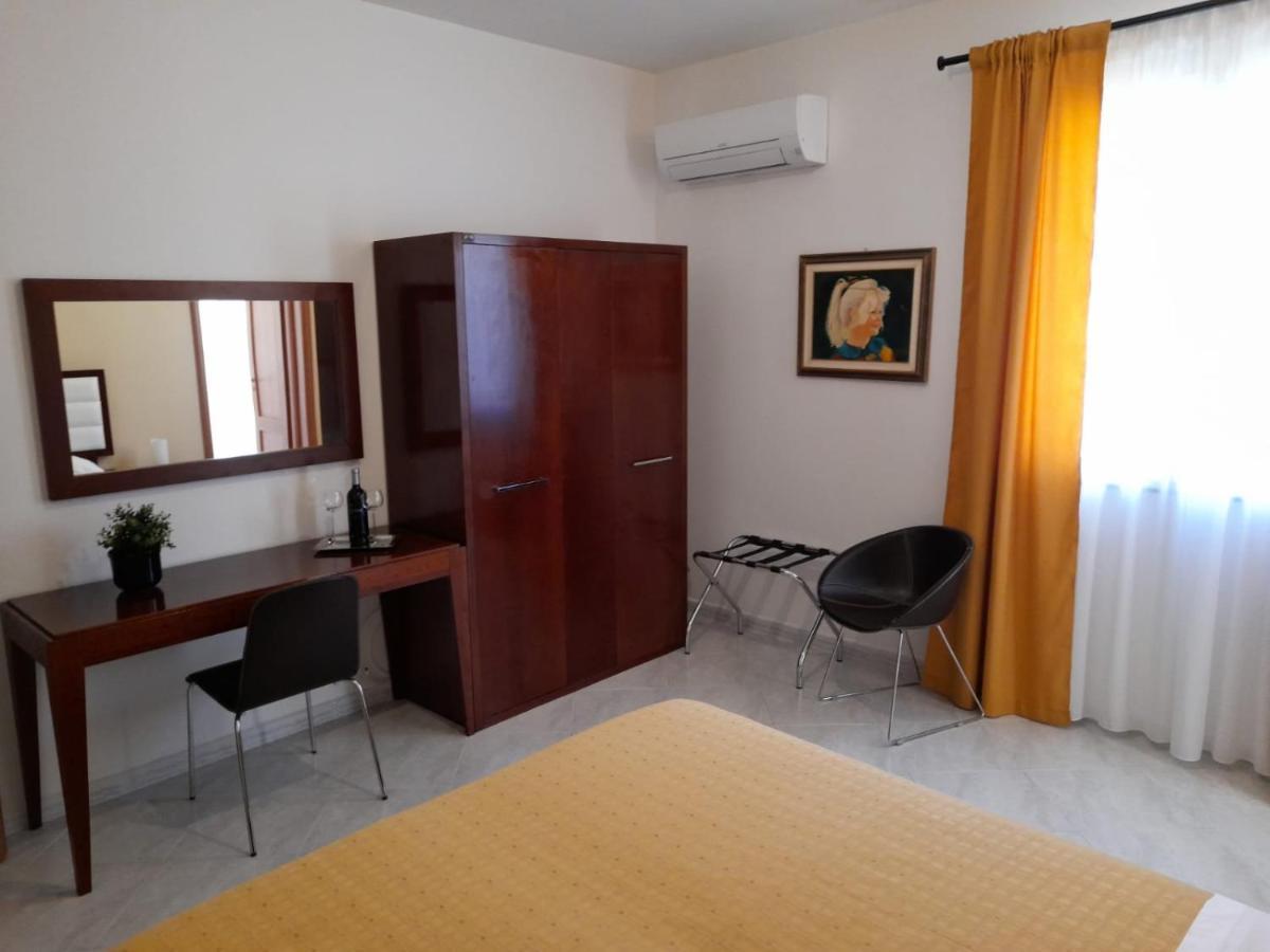 Siracusa Breakfast & Rooms 시라쿠사 외부 사진